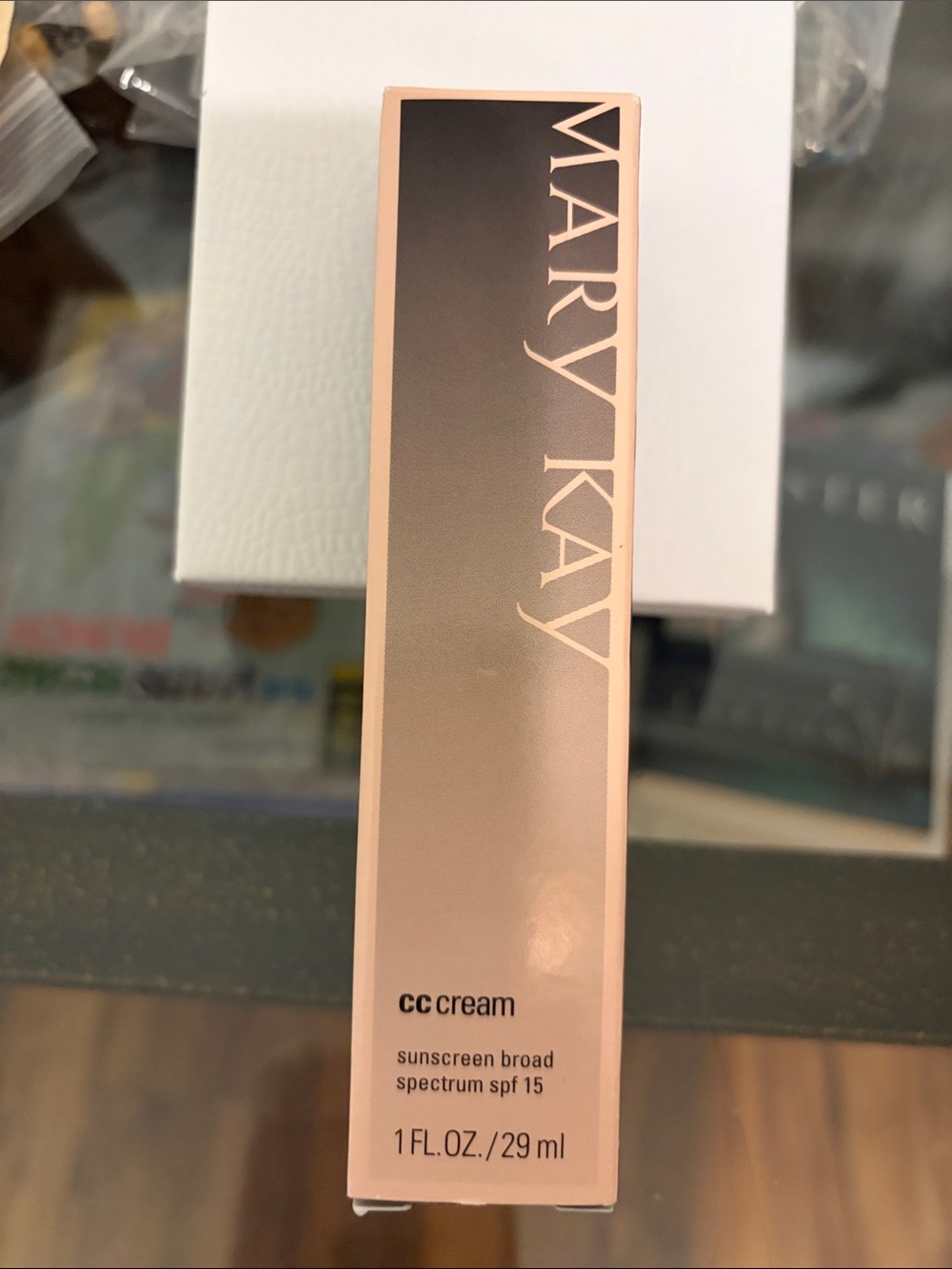 Mary Kay CC Cream SPF 15 - Peachy Pink Packaging